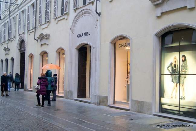 Chanel store, Torino, Italia