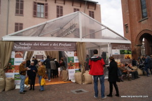 Degustacje smakołyków z Langhe i Roero, Alba, Piemont, Włochy